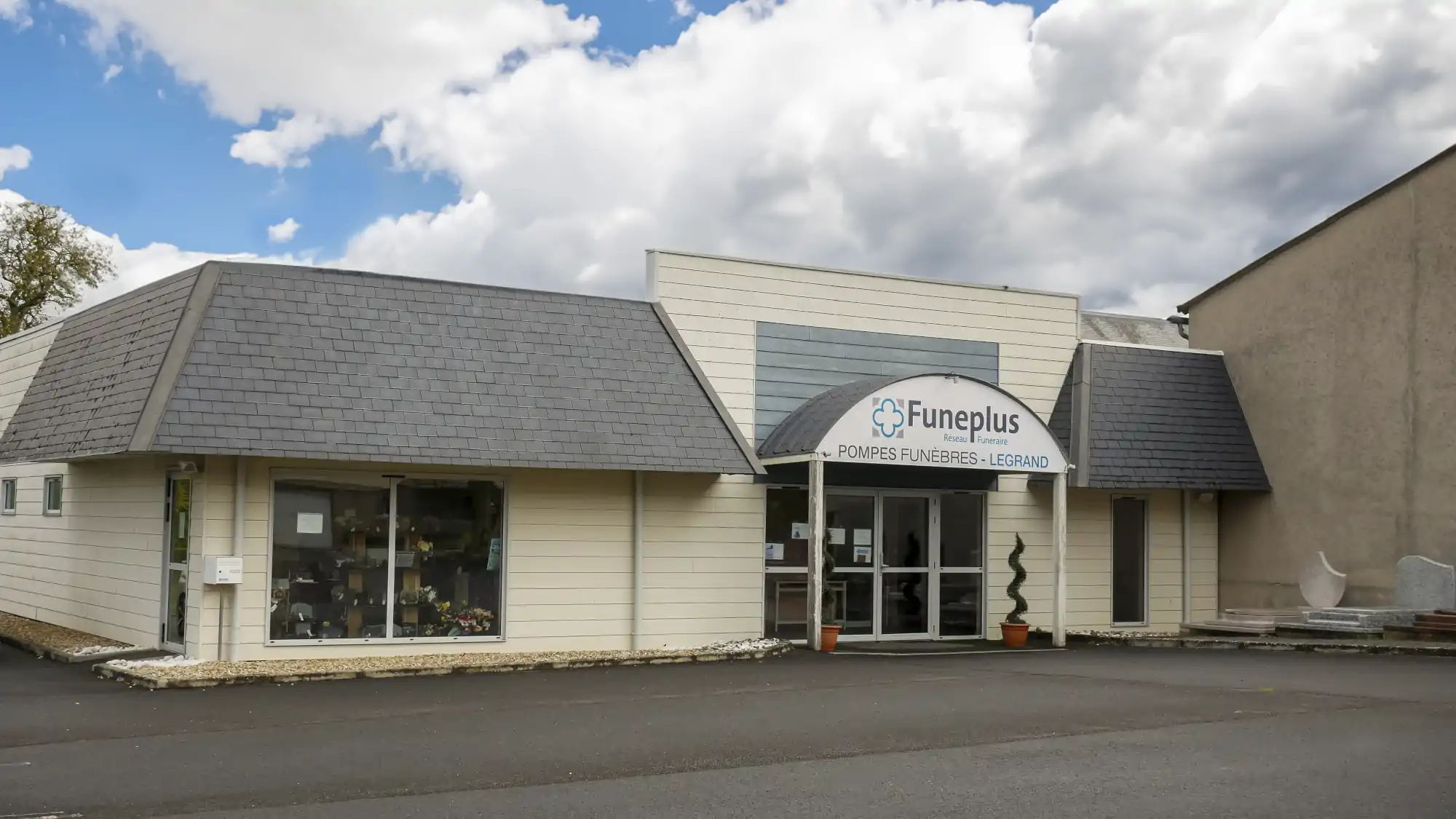 Magasin de Pompes Funèbres Châtillon-sur-Indre 36