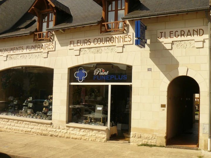 Les établissements Legrand à Ligueil, Indre et Loire